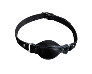 Кожаный кляп, классической вытянутой формы , длина 0.00см, диаметр 0.00см