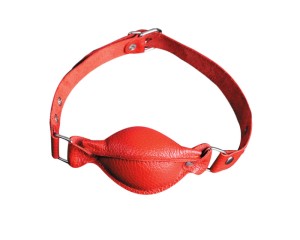 Классический кляп из натуральной кожи красного цвета вытянутой формы , длина 0.00см, диаметр 0.00см